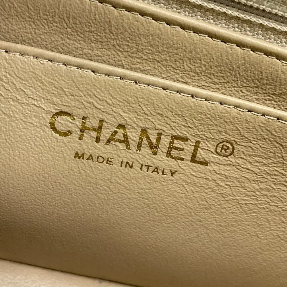 Chanel Mini Matelasse Shoulder Bag A69900 Y08140 96262
